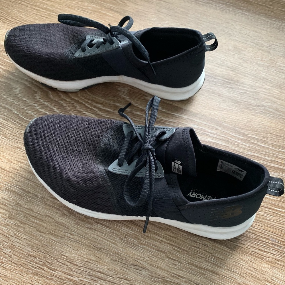 All Black Lightweight New Balance Running Shoes 8